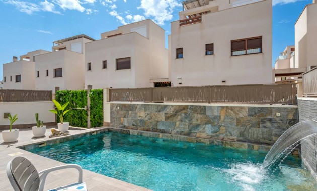 Venta - Villa -
Ciudad Quesada