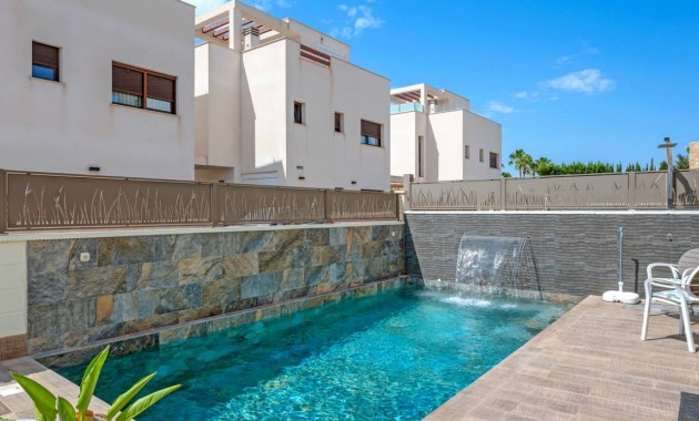 Venta - Villa -
Ciudad Quesada
