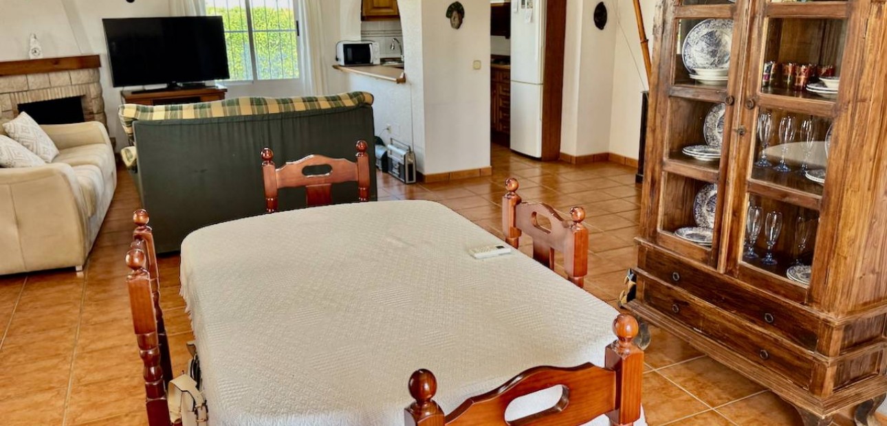 Herverkoop - Finca / Country Property -
Guardamar del Segura - Guardamar
