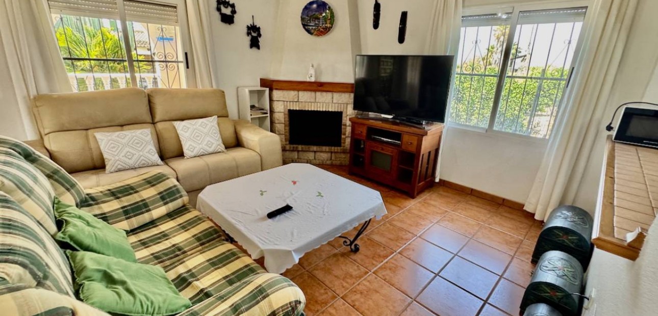Herverkoop - Finca / Country Property -
Guardamar del Segura - Guardamar