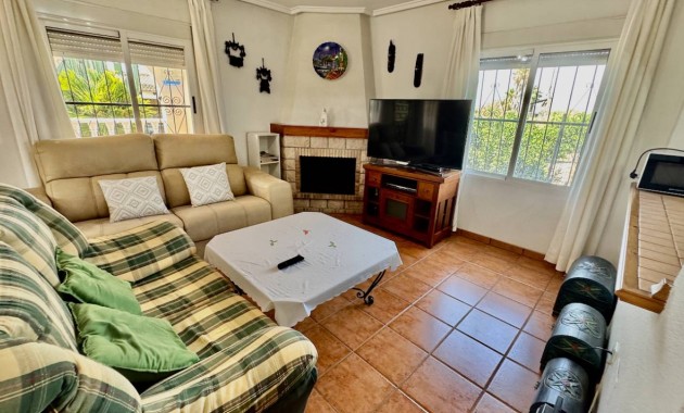 Herverkoop - Finca / Country Property -
Guardamar del Segura - Guardamar