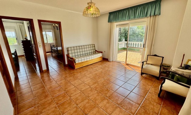 Herverkoop - Finca / Country Property -
Guardamar del Segura - Guardamar