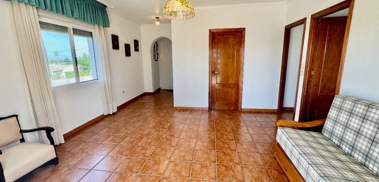 Herverkoop - Finca / Country Property -
Guardamar del Segura - Guardamar