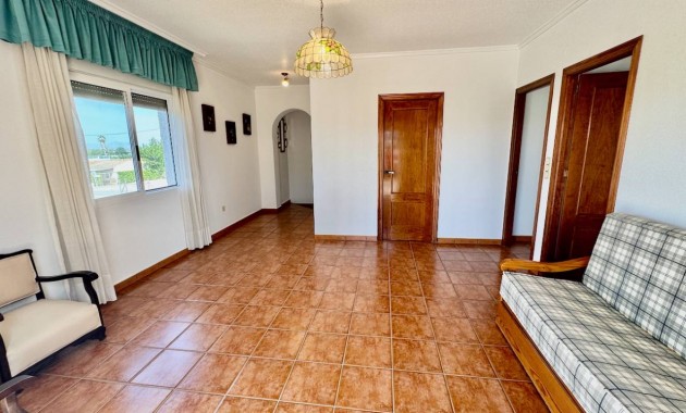 Herverkoop - Finca / Country Property -
Guardamar del Segura - Guardamar