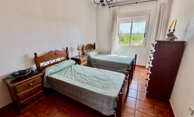 Herverkoop - Finca / Country Property -
Guardamar del Segura - Guardamar