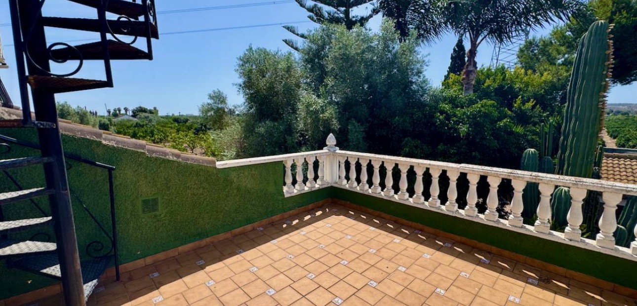 Herverkoop - Finca / Country Property -
Guardamar del Segura - Guardamar