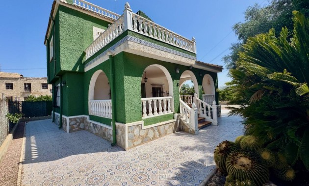 Herverkoop - Finca / Country Property -
Guardamar del Segura - Guardamar