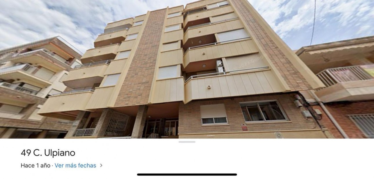Herverkoop - Appartement / flat -
Torrevieja - Estacion de autobuses