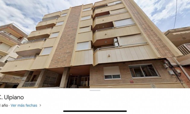 Herverkoop - Appartement / flat -
Torrevieja - Estacion de autobuses