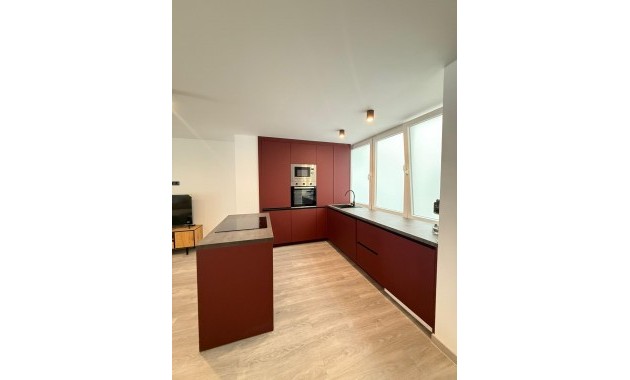 Herverkoop - Appartement / flat -
Torrevieja - Estacion de autobuses