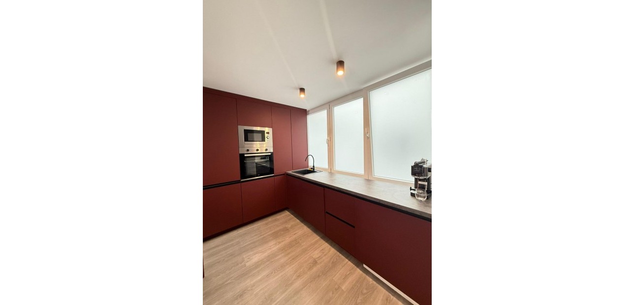Herverkoop - Appartement / flat -
Torrevieja - Estacion de autobuses