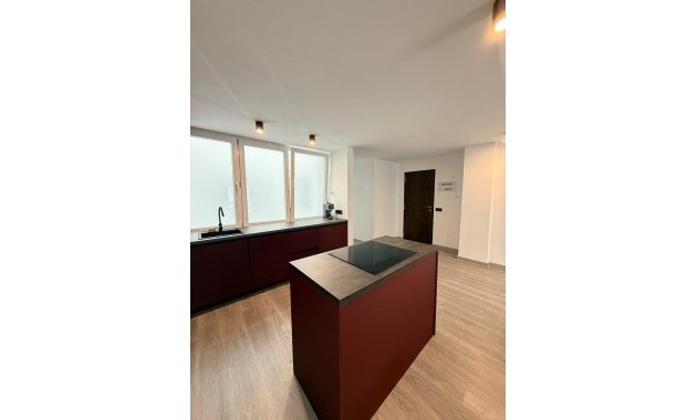 Herverkoop - Appartement / flat -
Torrevieja - Estacion de autobuses