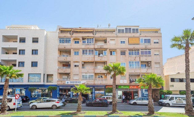 Herverkoop - Appartement / flat -
Torrevieja - Playa de los locos