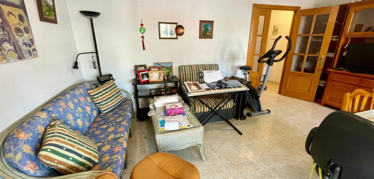 Herverkoop - Appartement / flat -
Torrevieja - Playa de los locos