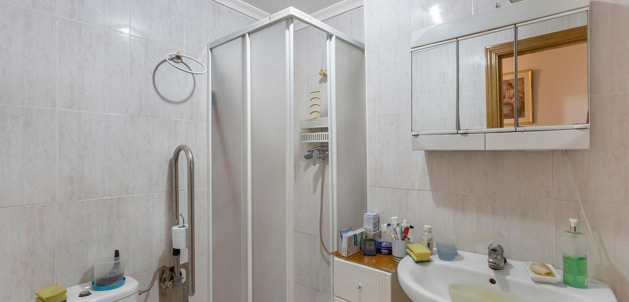 Herverkoop - Appartement / flat -
Torrevieja - Playa de los locos