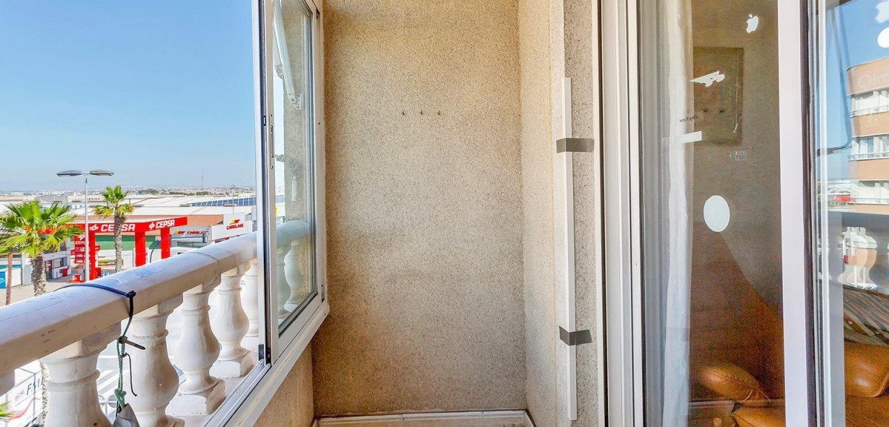 Herverkoop - Appartement / flat -
Torrevieja - Playa de los locos