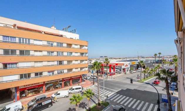 Herverkoop - Appartement / flat -
Torrevieja - Playa de los locos