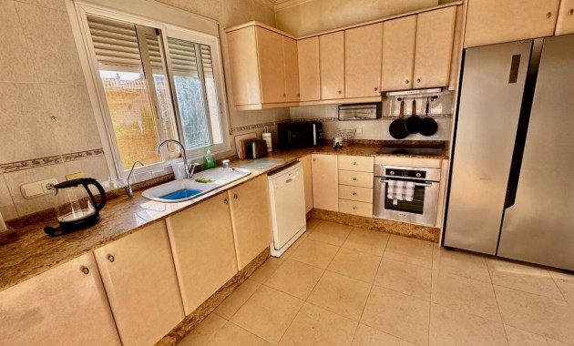 Venta - Villa -
Benferri