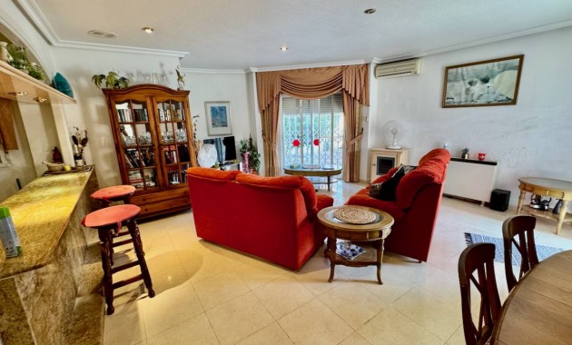 Venta - Villa -
Benferri