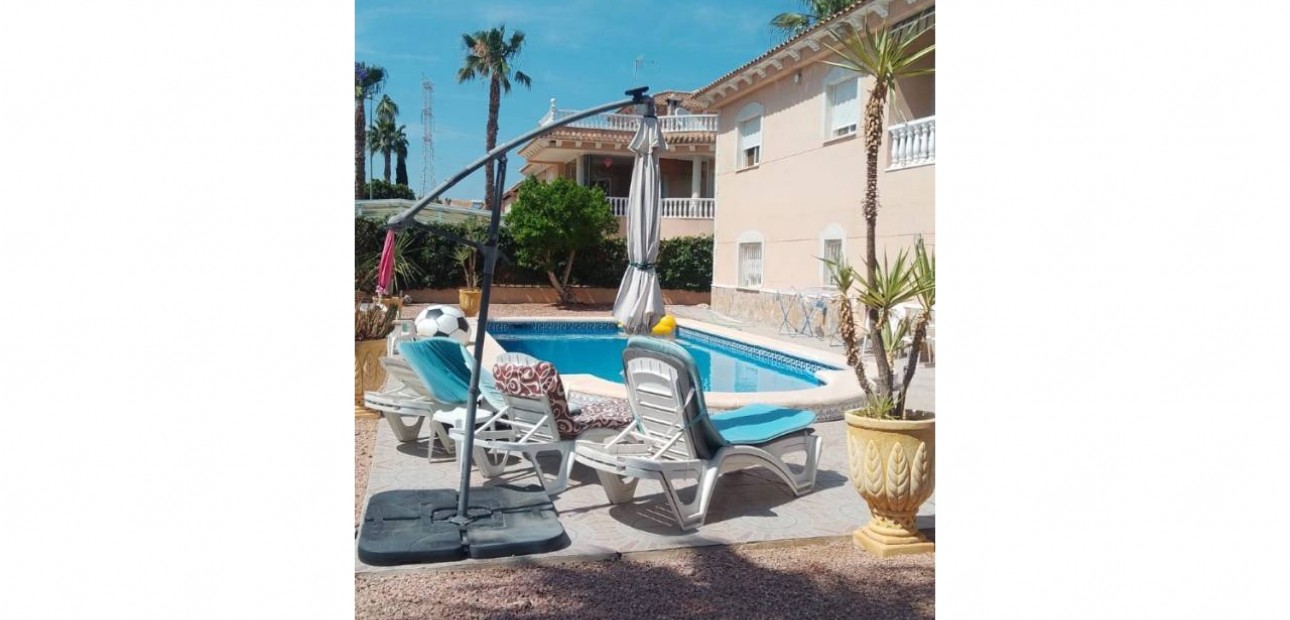 Venta - Villa -
Benferri