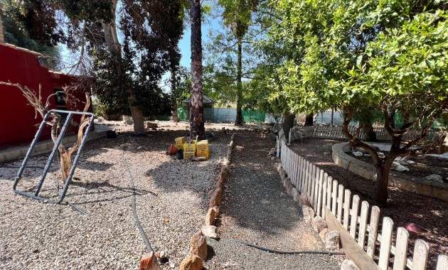Sale - Finca Country Property -
Los Montesinos