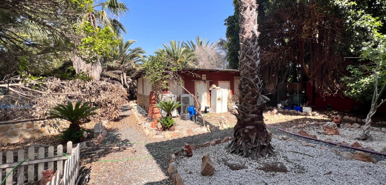 Sale - Finca Country Property -
Los Montesinos