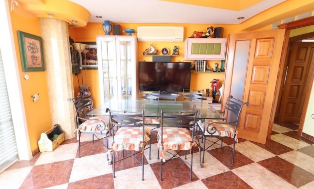 Sale - Apartment / flat -
Torrevieja - Acequion