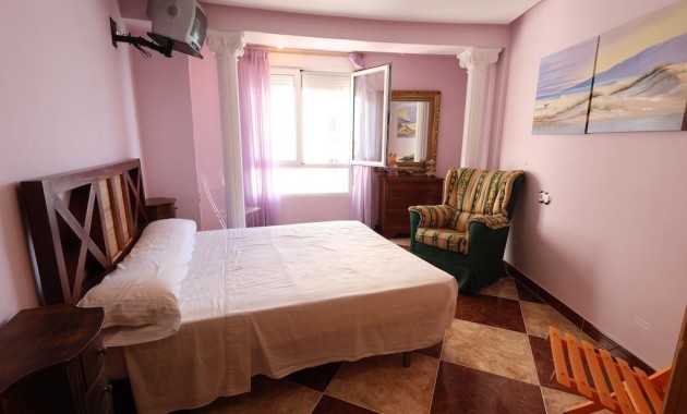 Sale - Apartment / flat -
Torrevieja - Acequion