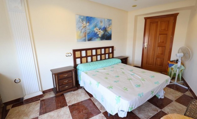 Sale - Apartment / flat -
Torrevieja - Acequion