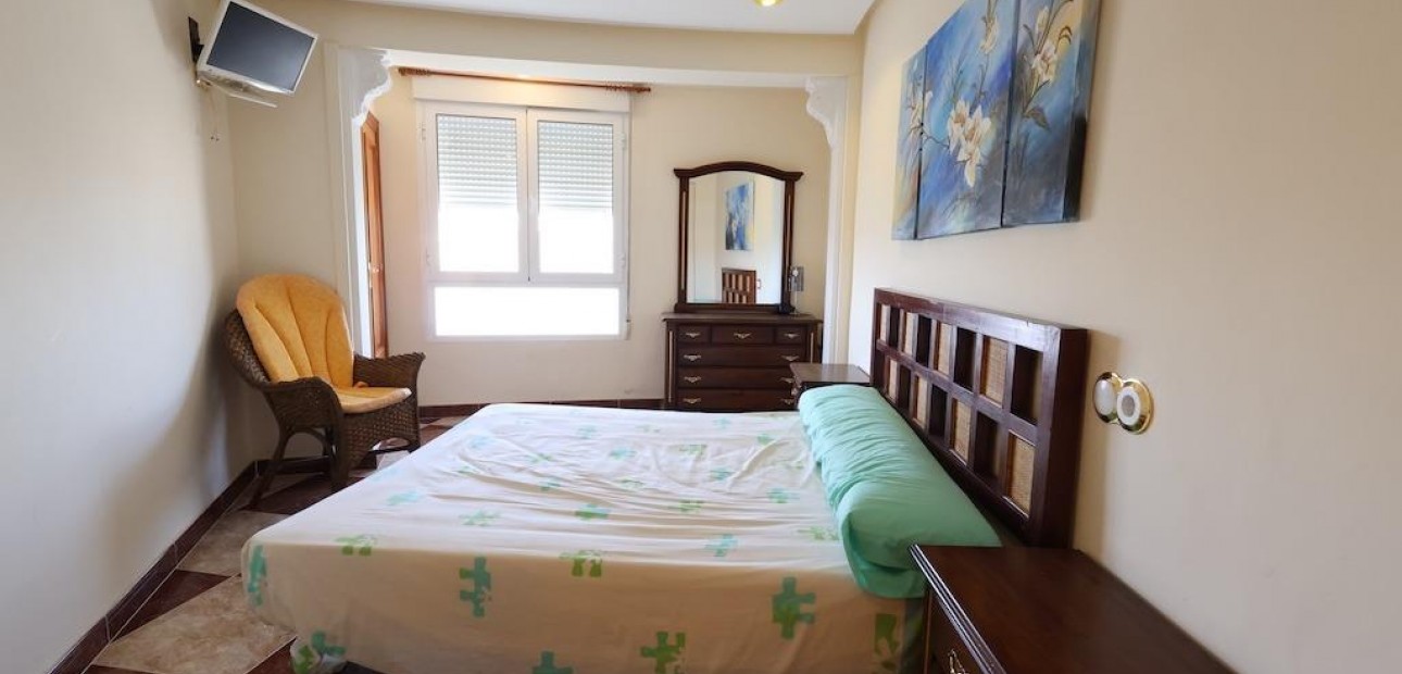 Sale - Apartment / flat -
Torrevieja - Acequion