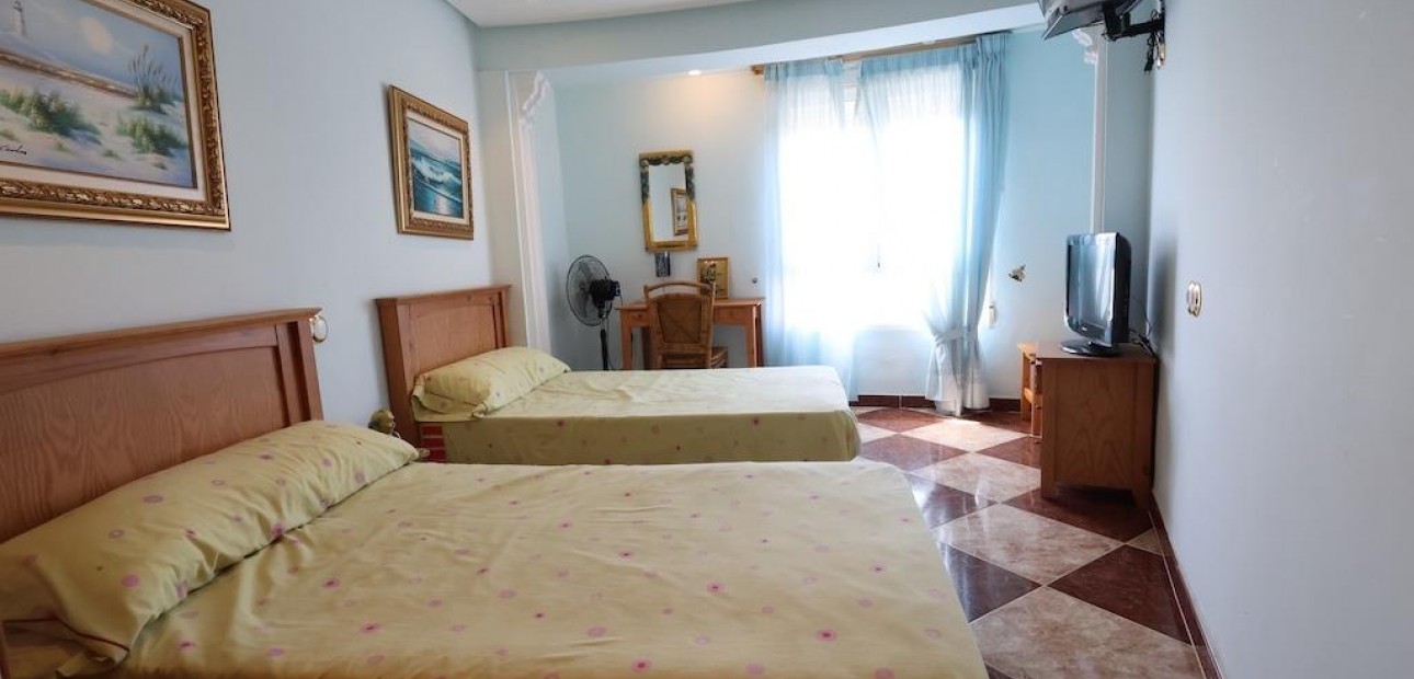 Sale - Apartment / flat -
Torrevieja - Acequion