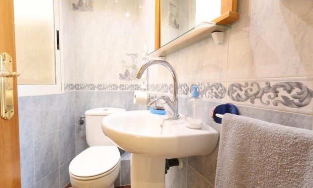 Sale - Apartment / flat -
Torrevieja - Acequion