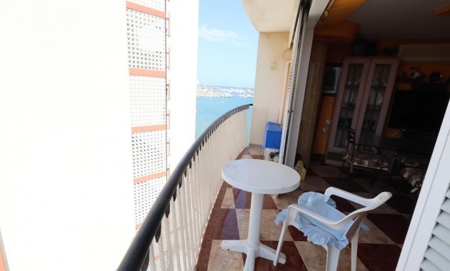 Sale - Apartment / flat -
Torrevieja - Acequion