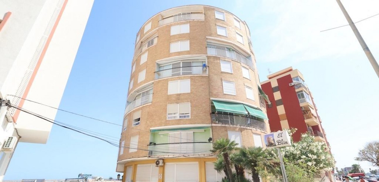 Sale - Apartment / flat -
Torrevieja - Acequion