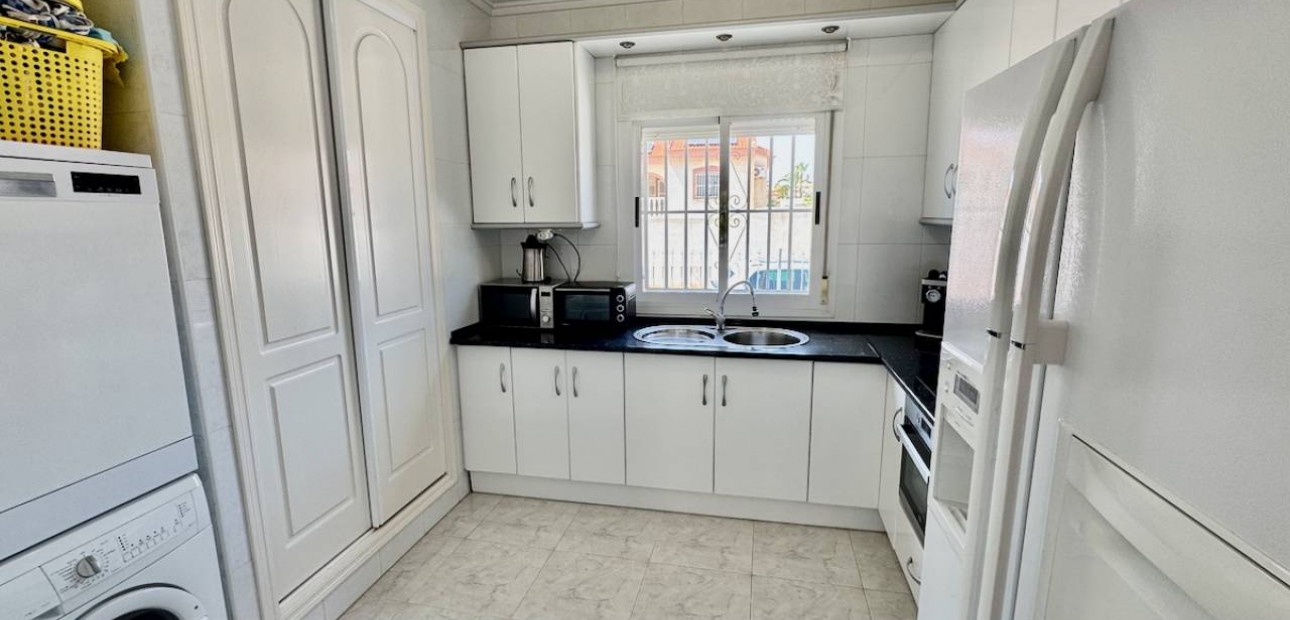 Venta - Villa -
Ciudad Quesada - Lo Pepin