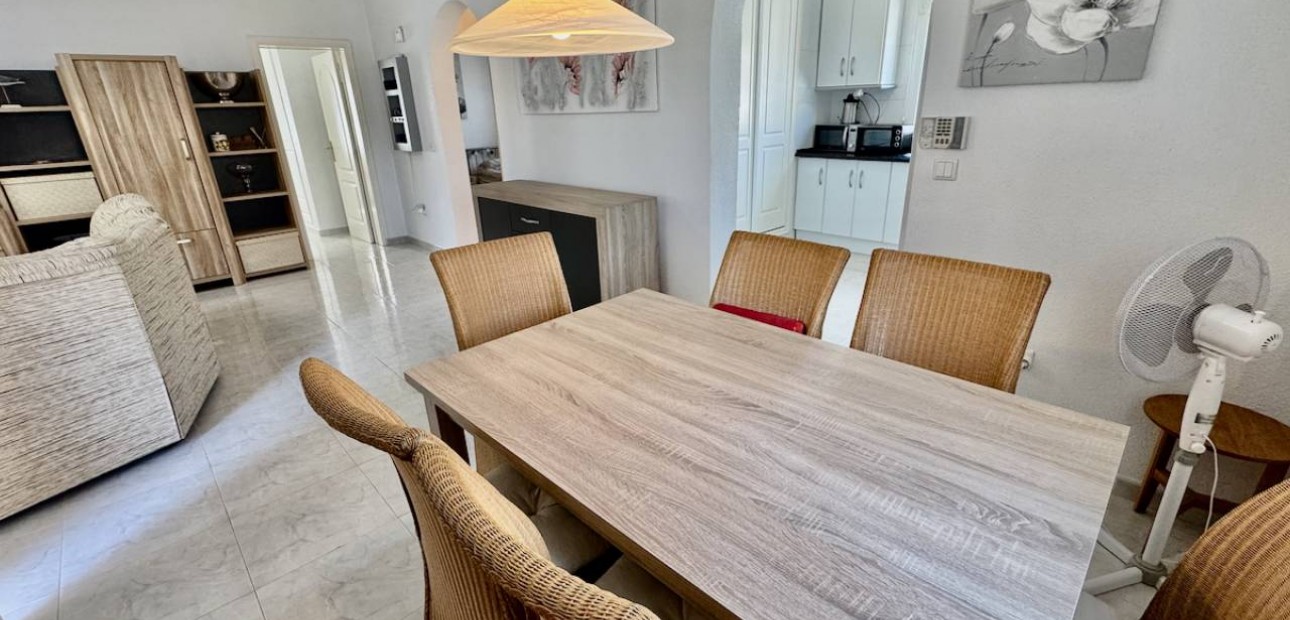 Venta - Villa -
Ciudad Quesada - Lo Pepin