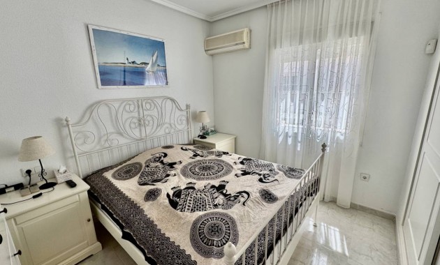 Venta - Villa -
Ciudad Quesada - Lo Pepin