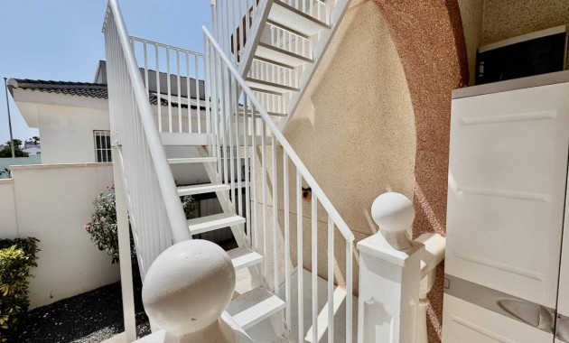 Venta - Villa -
Ciudad Quesada - Lo Pepin