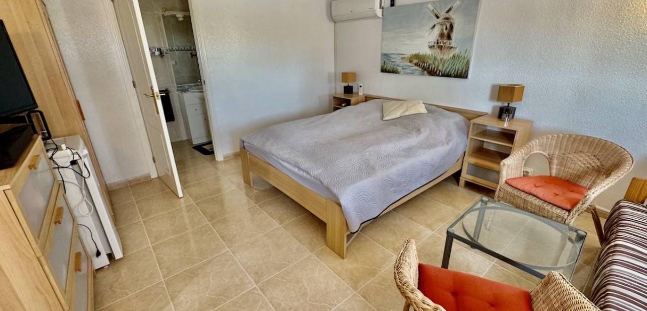 Venta - Villa -
Ciudad Quesada - Lo Pepin