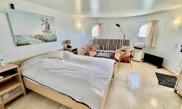 Venta - Villa -
Ciudad Quesada - Lo Pepin