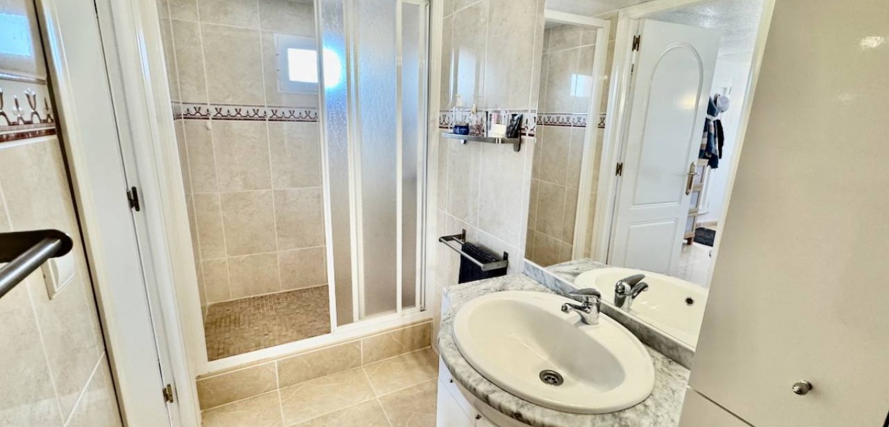 Venta - Villa -
Ciudad Quesada - Lo Pepin