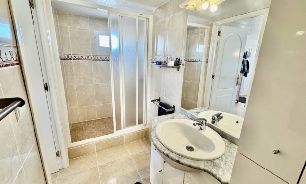 Venta - Villa -
Ciudad Quesada - Lo Pepin