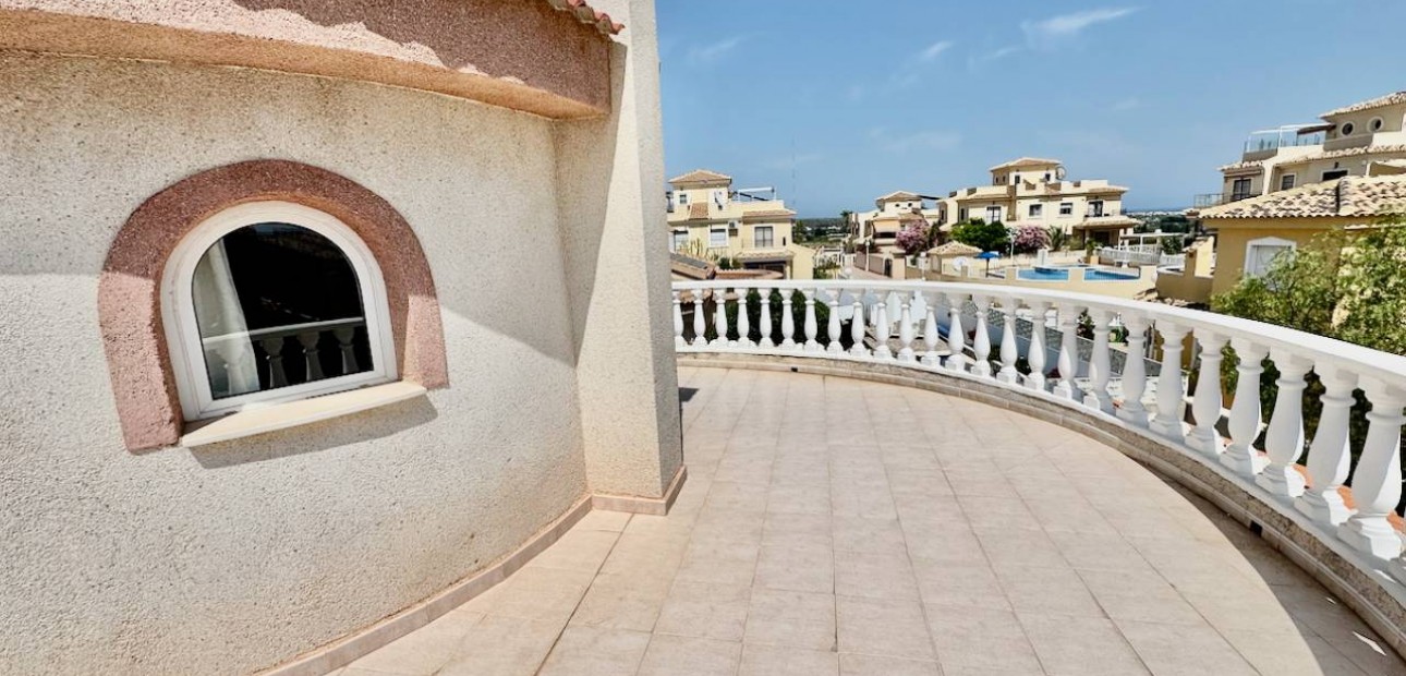 Venta - Villa -
Ciudad Quesada - Lo Pepin