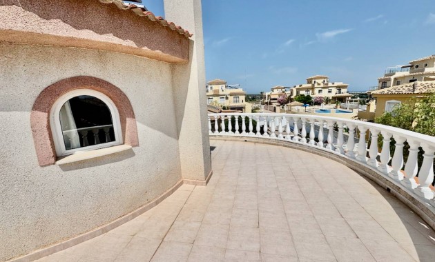 Venta - Villa -
Ciudad Quesada - Lo Pepin