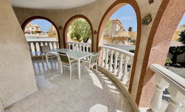 Venta - Villa -
Ciudad Quesada - Lo Pepin