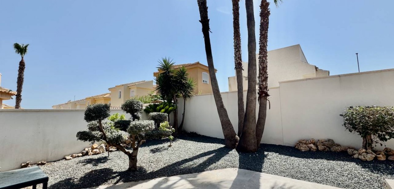 Venta - Villa -
Ciudad Quesada - Lo Pepin