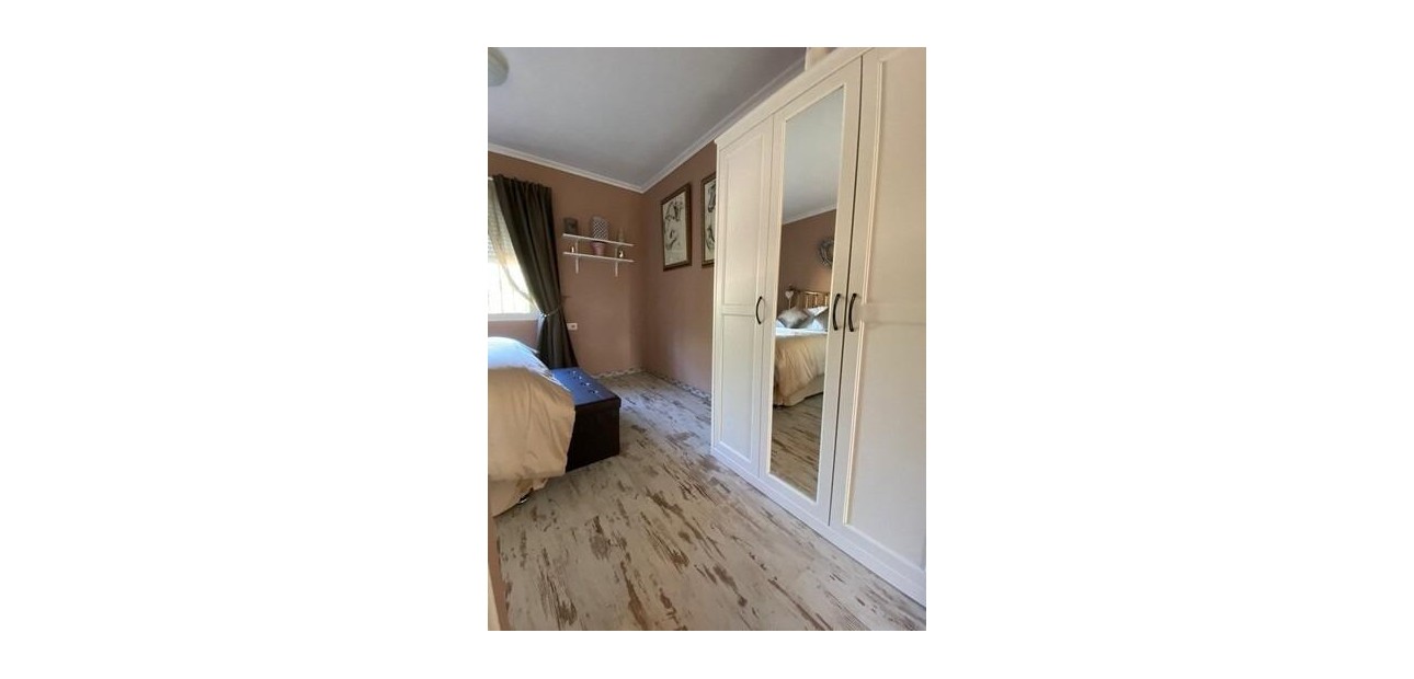 Venta - Country House -
Albatera - Pueblo 11