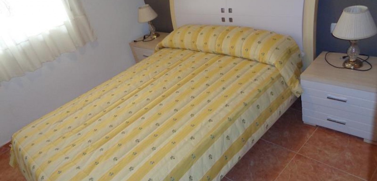 Sale - Bungalow -
Arenales del sol - Arenales del Sol