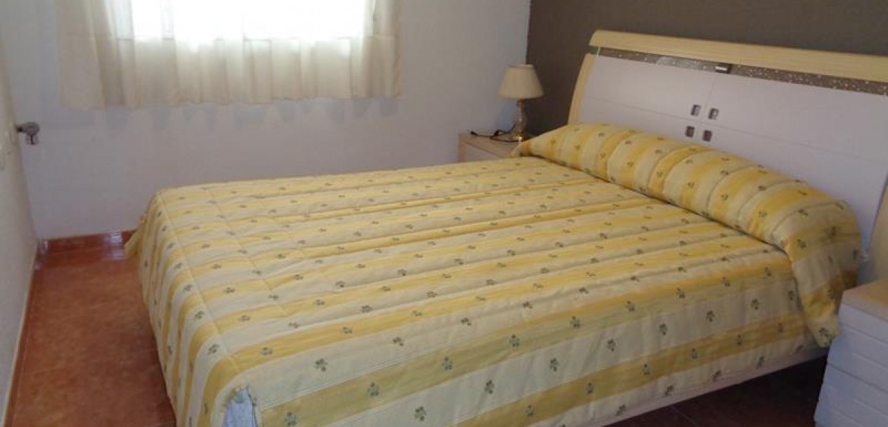 Sale - Bungalow -
Arenales del sol - Arenales del Sol