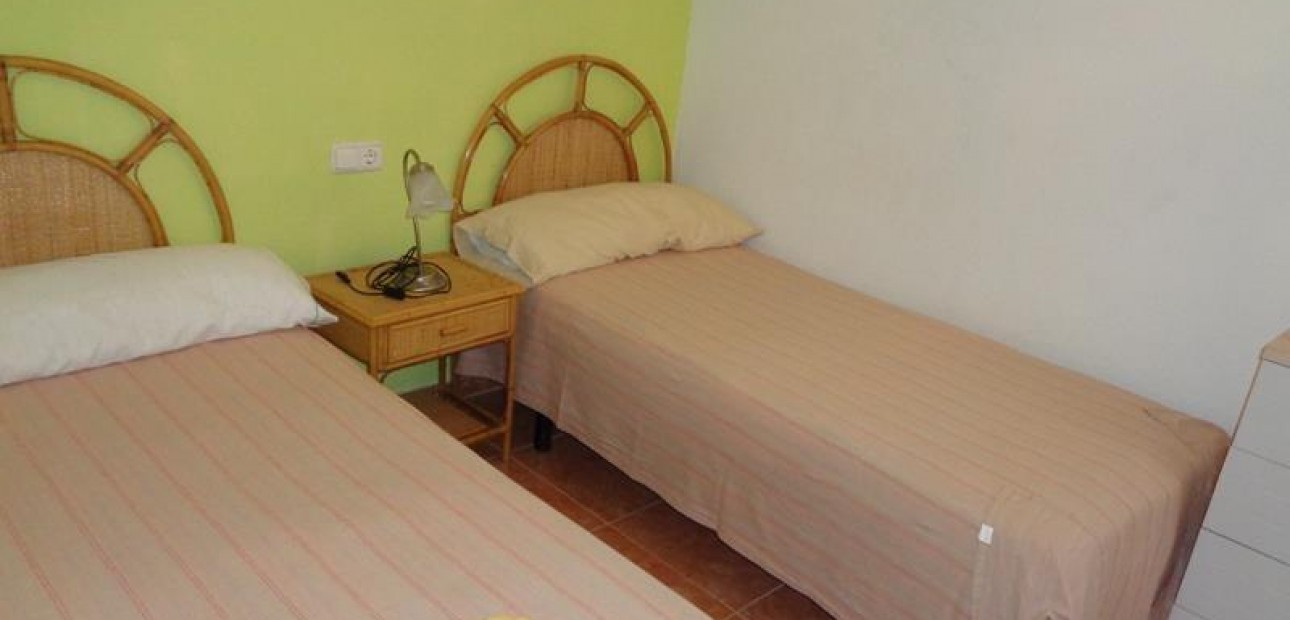 Sale - Bungalow -
Arenales del sol - Arenales del Sol